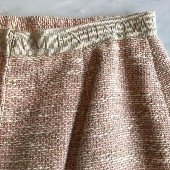 Authentic Valentino Pink Vintage Tweed Dress Suit with Blazer and Skirt - Picture 4 of 6
